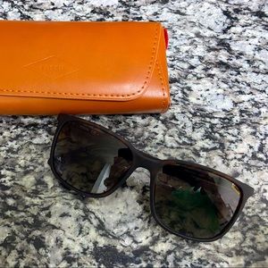 Authentic, new and original Fossil FOS3081/S N9PHA sunglasses. Genuine Fossil